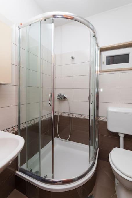 Bento Apartment - Best View On Town And Sea Pucisca Exterior photo